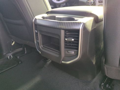 New 2026 RAM 1500 Express AWD/4WD image 31