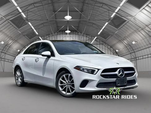 Used 2020 Mercedes-Benz A 220 image 3