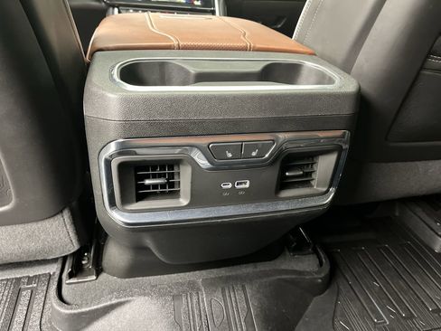 Used 2024 GMC Sierra 2500 Denali Ultimate w/ Max Trailering Package image 14