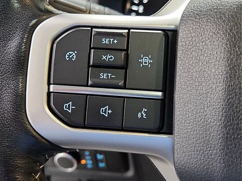 Used 2023 Ford Expedition XLT AWD/4WD image 17