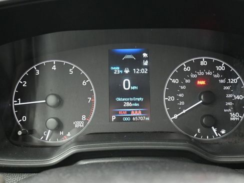 Used 2023 Toyota Corolla SE image 10