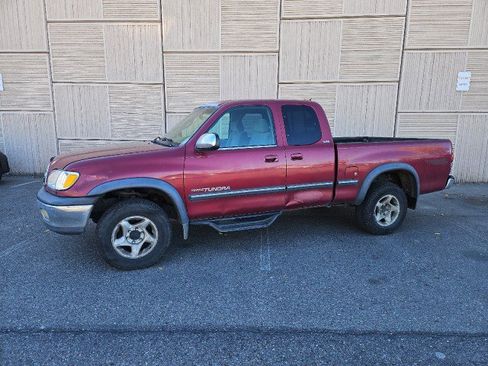 Used 2000 Toyota Tundra SR5 image 1