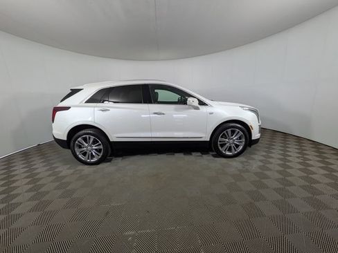 Certified 2024 Cadillac XT5 Premium Luxury w/ LPO, Floor Liner Package FWD image 33