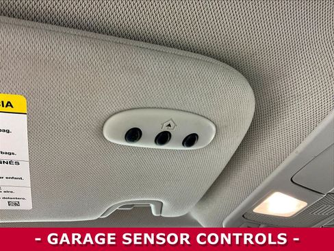 Used 2014 Lincoln MKZ w/ Equipment Group 101A Select FWD image 40