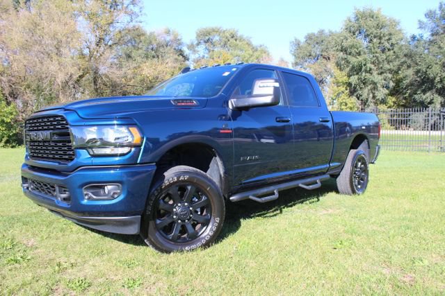 Used 2024 RAM 2500 Big Horn w/ Night Edition AWD/4WD image 1