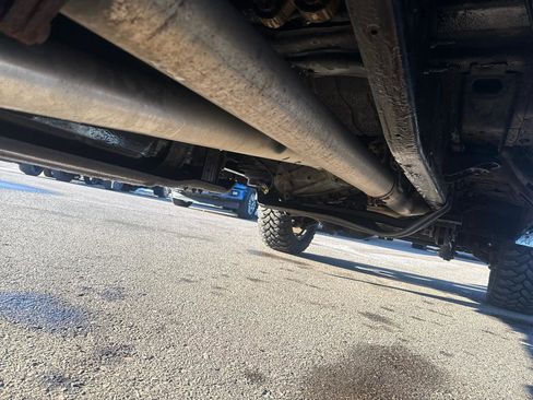 Used 2011 Ford F350 Lariat w/ Snow Plow Prep Pkg image 22