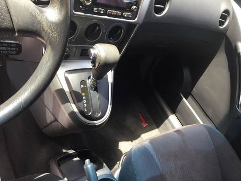 Used 2003 Pontiac Vibe w/ Power Group Value Package FWD image 17