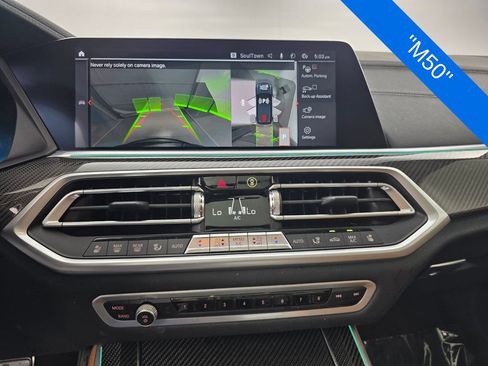 Used 2022 BMW X5 M50i AWD/4WD image 22
