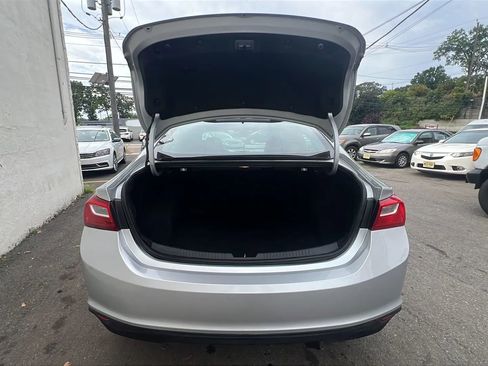 Used 2020 Chevrolet Malibu LS w/ LPO, Convenience Package 1 image 9