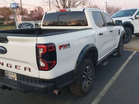 Certified 2024 Ford Ranger Lariat w/ FX4 Off-Road Package image 15