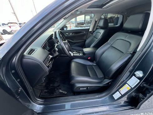 Used 2023 Honda Civic Touring image 11