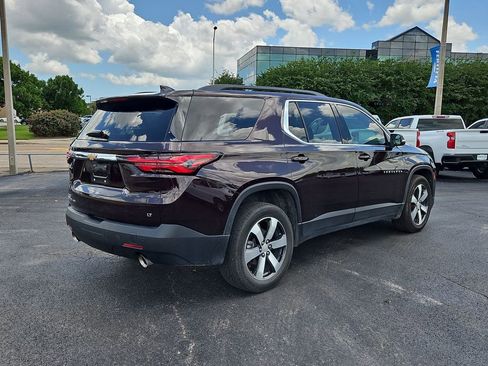 Used 2023 Chevrolet Traverse LT w/ LT Premium Package AWD/4WD image 17