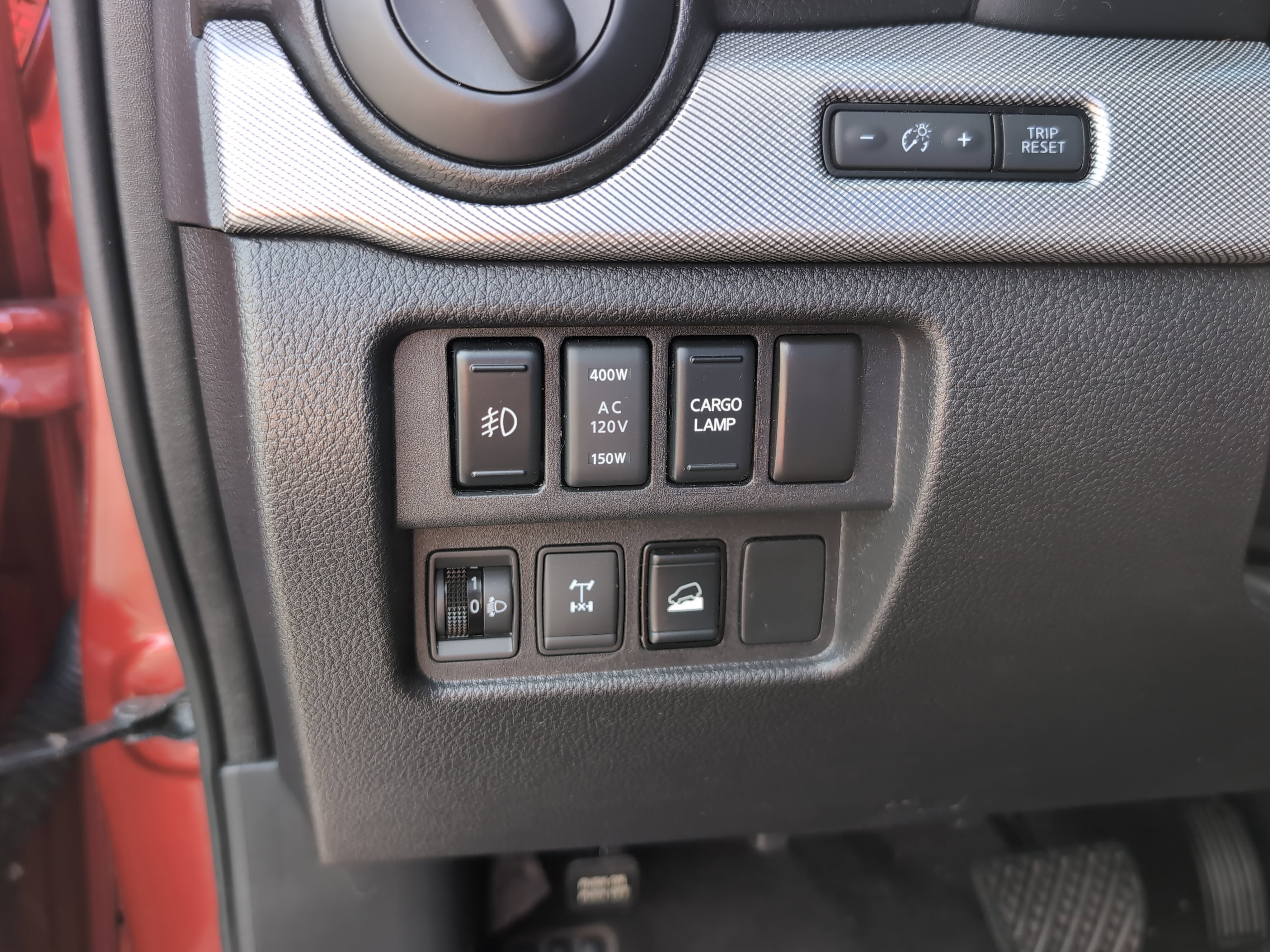 Used 2019 Nissan Titan PRO-4X w/ Pro-4x Convenience Package AWD/4WD image 21