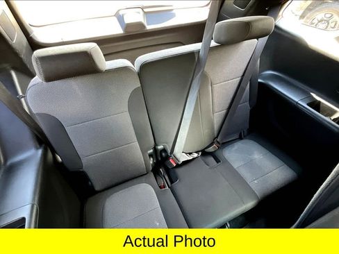 Used 2023 Chevrolet Traverse LT image 30