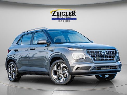 New 2026 Hyundai Venue SEL FWD image 1