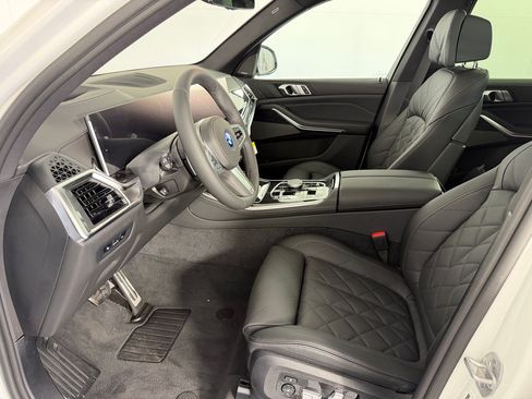 Used 2026 BMW X5 xDrive50e w/ M Sport Package AWD/4WD image 5