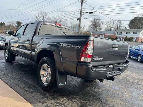 Used 2015 Toyota Tacoma 4x4 Double Cab w/ TRD Sport Package image 8