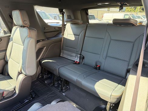 New 2026 GMC Yukon AT4 w/ AT4 Premium Plus Package AWD/4WD image 26
