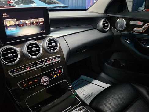 Used 2017 Mercedes-Benz C 300 4MATIC Sedan w/ Premium 3 Package image 34