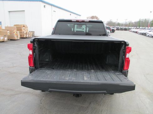 Used 2023 Chevrolet Silverado 1500 High Country w/ High Country Premium Package image 9