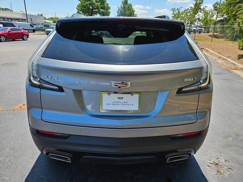 Used 2023 Cadillac XT4 Sport FWD image 6