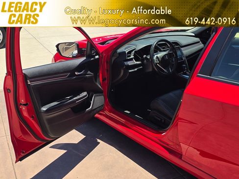 Used 2018 Honda Civic Touring image 47
