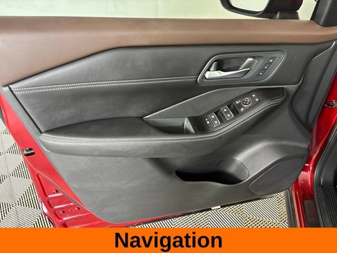 Used 2023 Nissan Rogue SL w/ SL Premium Package FWD image 11