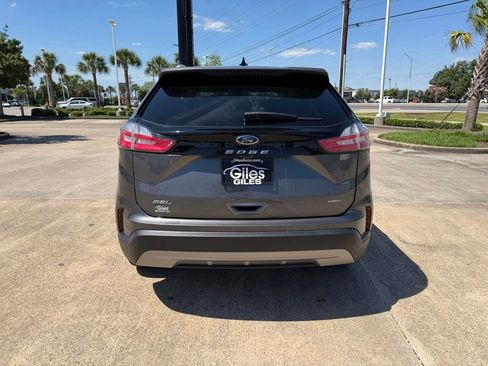 Used 2022 Ford Edge SEL w/ Convenience Package AWD/4WD image 4