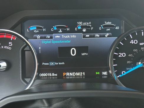Used 2017 Ford F350 Lariat w/ Lariat Ultimate Package AWD/4WD image 23