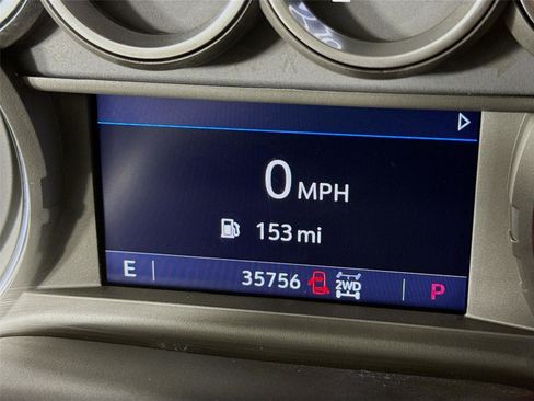 Used 2021 Chevrolet Silverado 1500 LT Trail Boss image 2