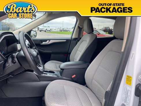 Used 2020 Ford Escape SE image 24