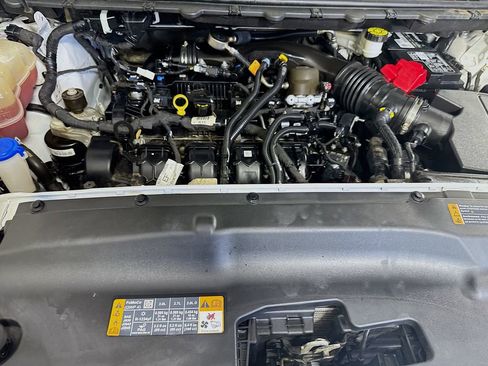 Used 2019 Ford Edge Titanium FWD image 39