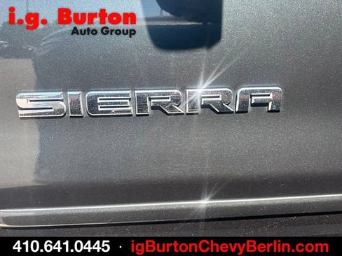 Used 2017 GMC Sierra 1500 SLE w/ SLE Value Package AWD/4WD image 5
