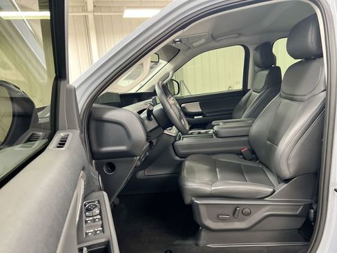 Used 2026 Ford Expedition Active AWD/4WD image 20