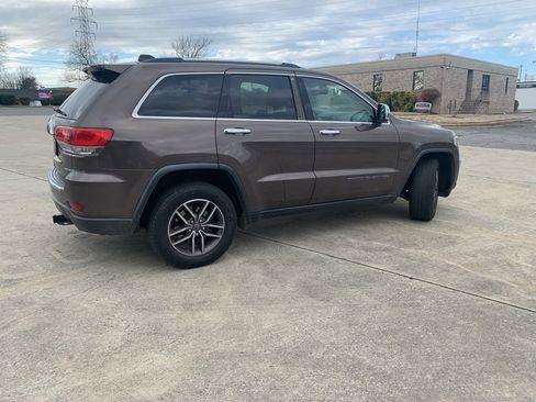 Used 2019 Jeep Grand Cherokee Limited image 8