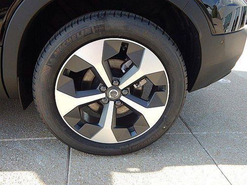 New 2026 Volvo XC40 B5 Plus w/ Protection Package Premier AWD/4WD image 12