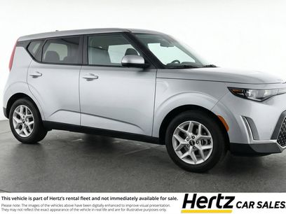 Used 2025 Kia Soul LX w/ LX Technology Package