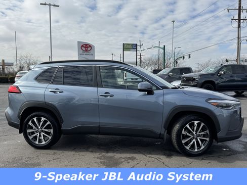 Used 2023 Toyota Corolla Cross XLE w/ Convenience Package image 2