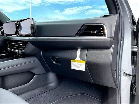 New 2026 Chevrolet Tahoe Premier AWD/4WD image 29