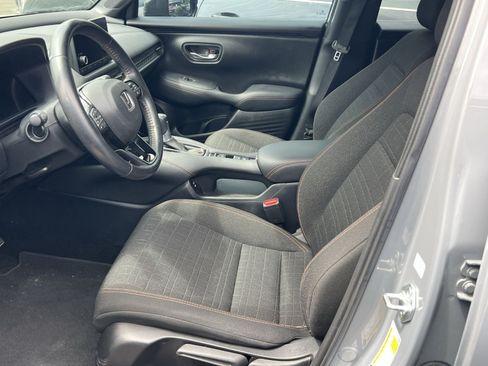 Used 2024 Honda HR-V Sport image 10