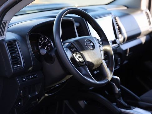 Used 2022 Nissan Frontier S w/ Technology Package image 12