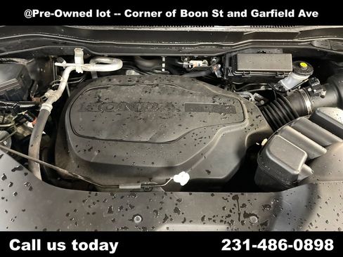 Used 2021 Honda Pilot Touring image 9