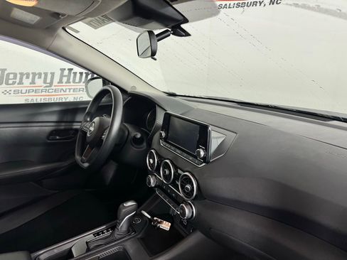 Used 2024 Nissan Sentra S image 29