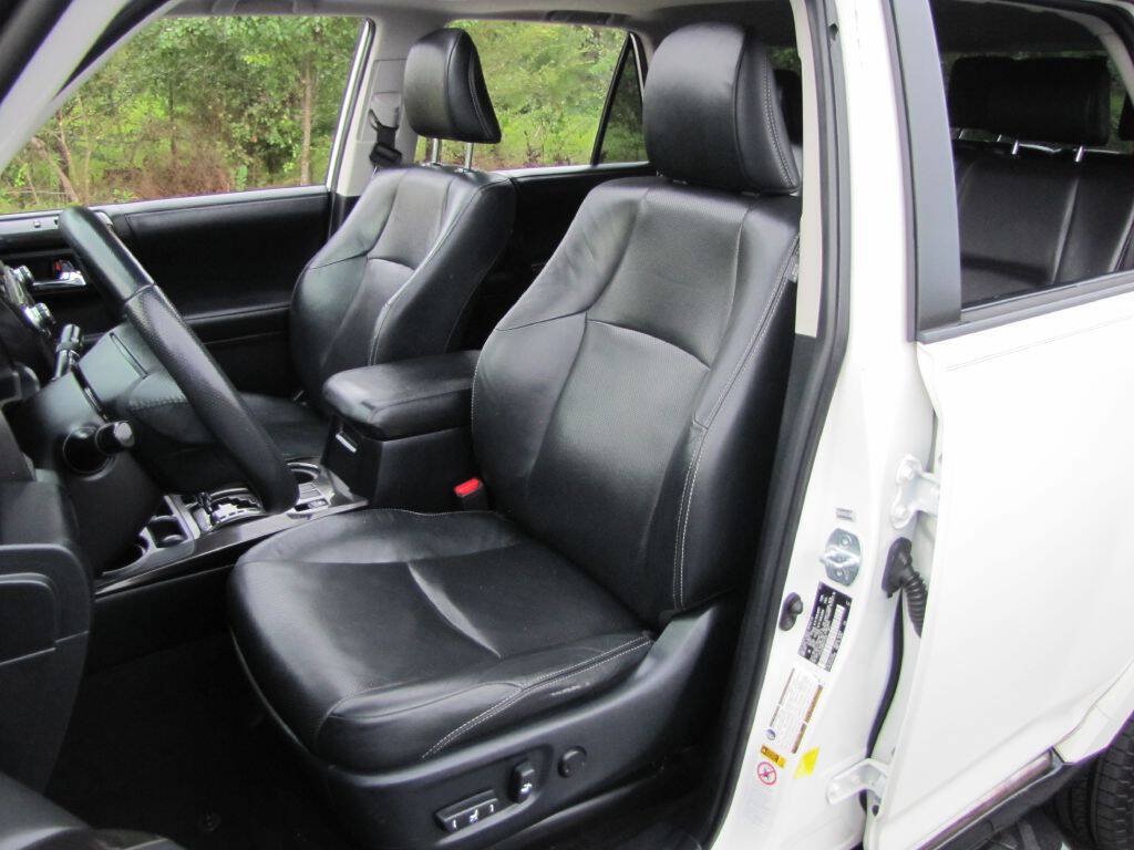 Used 2019 Toyota 4Runner Limited RWD image 15