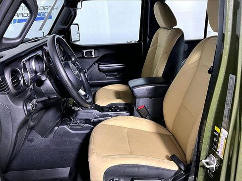 Used 2021 Jeep Gladiator Sport image 20