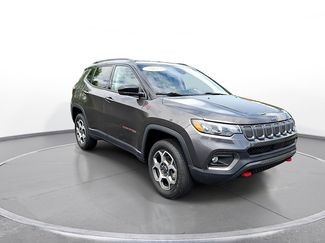 Used 2022 Jeep Compass Trailhawk w/ Trailhawk Convenience Group AWD/4WD video 2