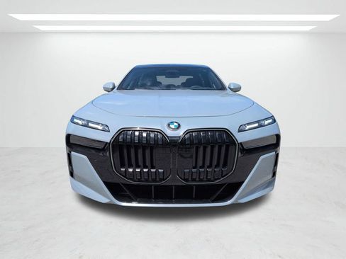 New 2026 BMW 760i xDrive w/ Executive Package AWD/4WD image 9