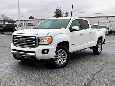 Used 2018 GMC Canyon SLT w/ Driver Alert Package image 2