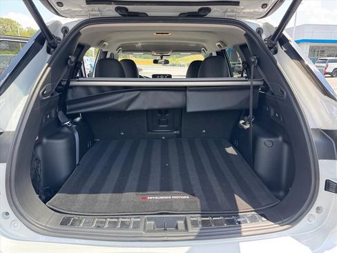 Used 2024 Mitsubishi Outlander FWD image 10