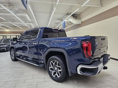 Used 2023 GMC Sierra 1500 SLT AWD/4WD image 8